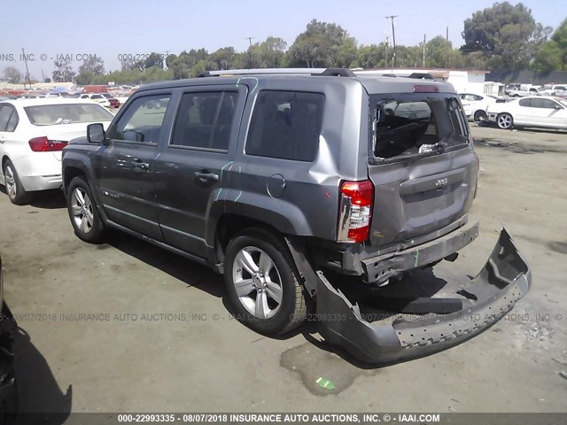 1J4NT4GB5BD240792 - 2011 JEEP PATRIOT LATITUDE GRAY photo 3