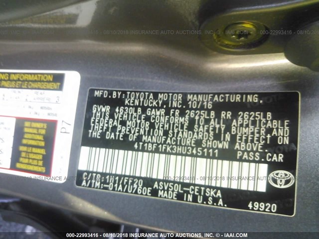 4T1BF1FK3HU345111 - 2017 TOYOTA CAMRY LE/XLE/SE/XSE GRAY photo 9