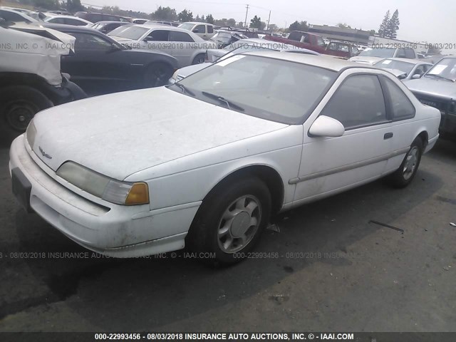 1FAPP624XPH201080 - 1993 FORD THUNDERBIRD LX WHITE photo 2