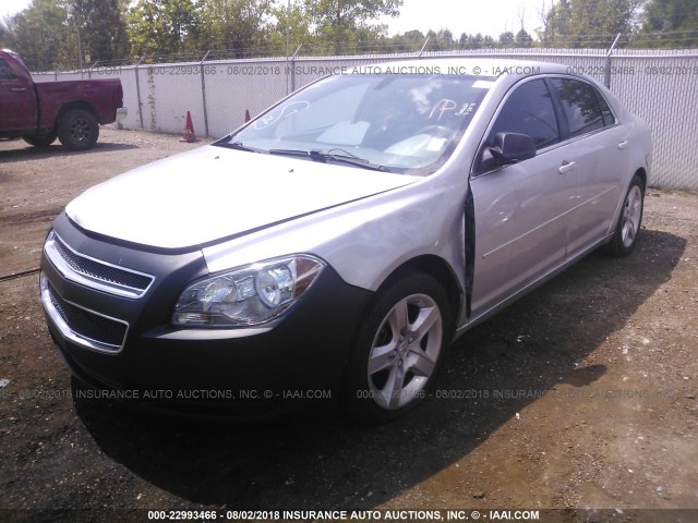 1G1ZA5EU5BF310697 - 2011 CHEVROLET MALIBU LS 银色 照片 2