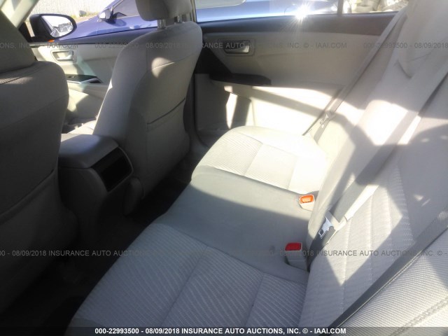 4T1BF1FK6HU421484 - 2017 TOYOTA CAMRY LE/XLE/SE/XSE 灰色 照片 8