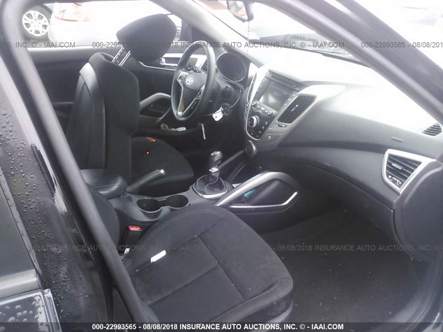 KMHTC6AD5DU151449 - 2013 HYUNDAI VELOSTER BLACK photo 5