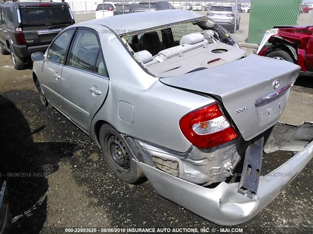 4T1BE32K93U215024 - 2003 TOYOTA CAMRY LE/XLE/SE Gümüş foto 3