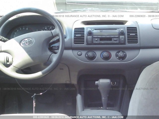 4T1BE32K93U215024 - 2003 TOYOTA CAMRY LE/XLE/SE Gümüş foto 5