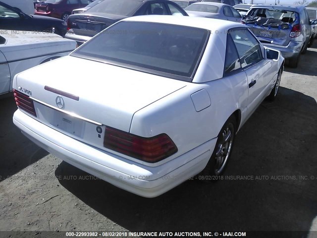 WDBFA67F9VF142080 - 1997 MERCEDES-BENZ SL 500 WHITE photo 4