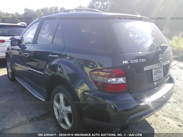 4JGBB22E08A296663 - 2008 MERCEDES-BENZ ML 320 CDI BLACK photo 3