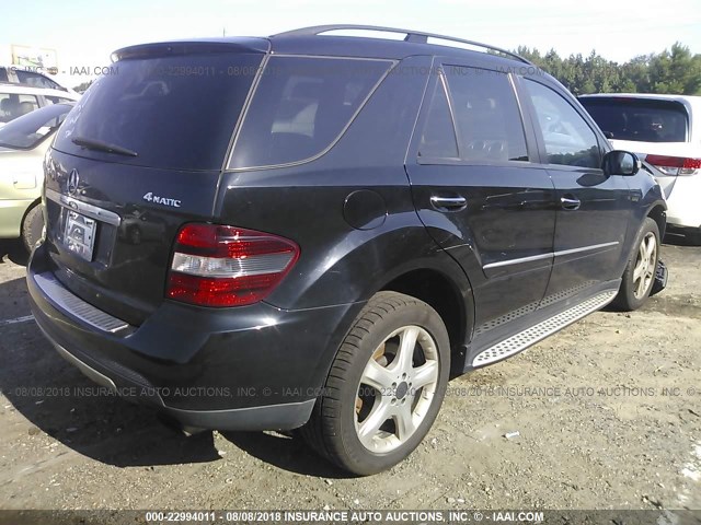4JGBB22E08A296663 - 2008 MERCEDES-BENZ ML 320 CDI BLACK photo 4