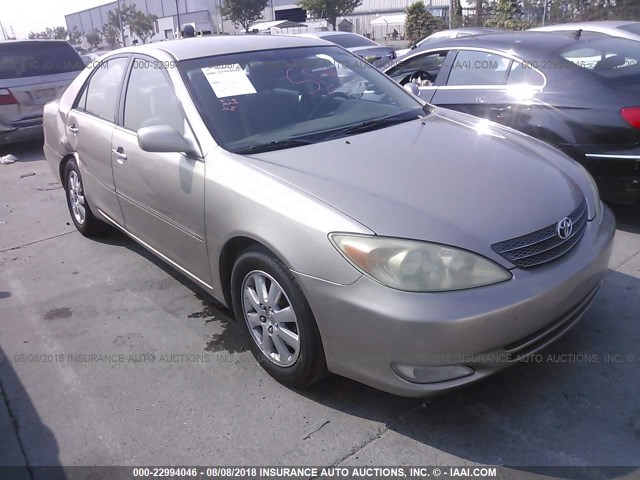 JTDBE30K930176773 - 2003 TOYOTA CAMRY LE/XLE GOLD photo 1