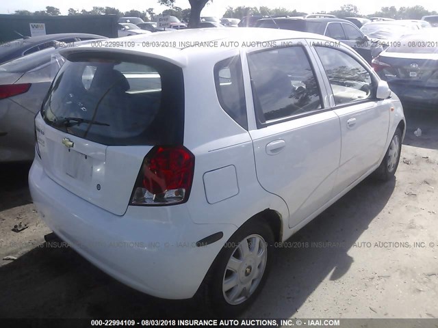 KL1TJ62644B196458 - 2004 CHEVROLET AVEO LS 白色 照片 4