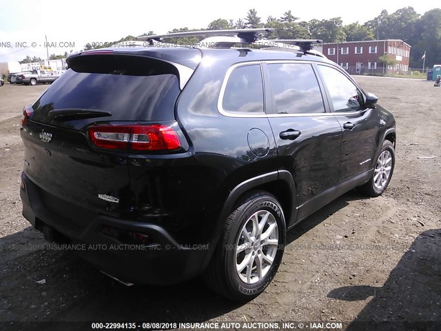 1C4PJMCS3GW262554 - 2016 JEEP CHEROKEE LATITUDE BLACK photo 4