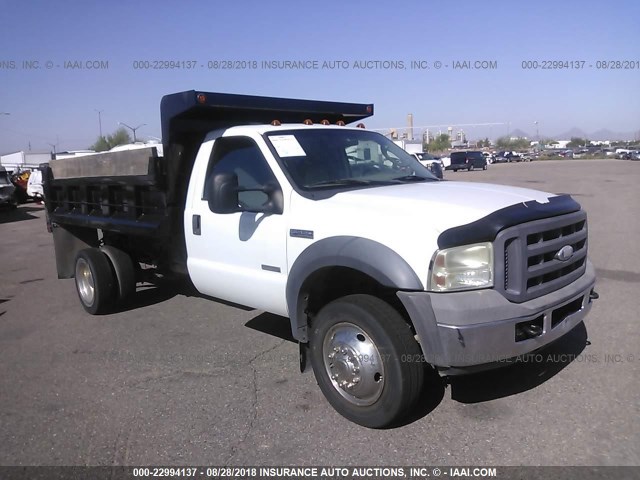 1FDAF56P45EC73291 - 2005 FORD F550 SUPER DUTY WHITE photo 1