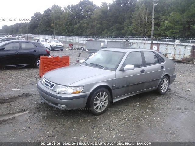 YS3DF58K027012770 - 2002 SAAB 9-3 SE GRAY photo 2