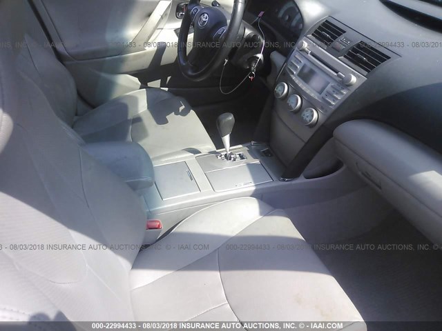 4T1BK46K78U071215 - 2008 TOYOTA CAMRY LE/XLE/SE Mavi foto 5