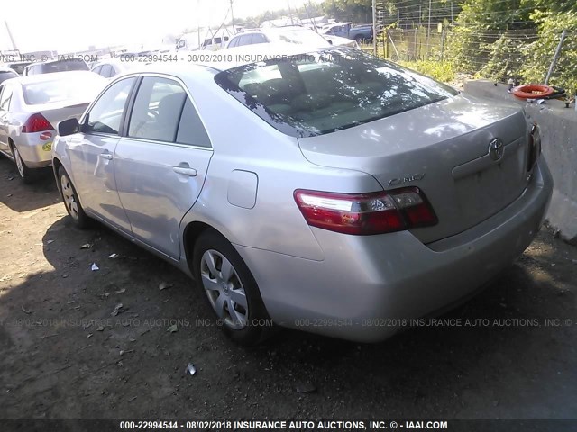 4T1BE46K57U007891 - 2007 TOYOTA CAMRY NEW GENERAT CE/LE/XLE/SE SILVER photo 3