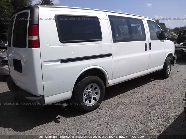 1GCFH154691138735 - 2009 CHEVROLET EXPRESS G1500  WHITE photo 4