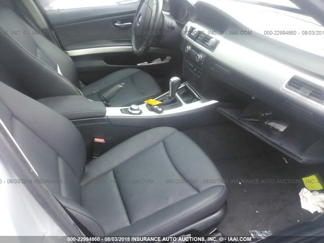 WBAVC53527FZ74035 - 2007 BMW 328 I SULEV SILVER photo 5