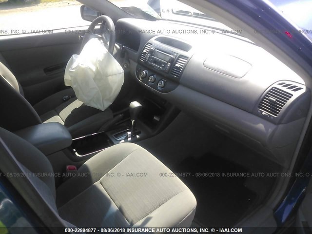 4T1BE32K85U383529 - 2005 TOYOTA CAMRY LE/XLE/SE Mavi foto 5