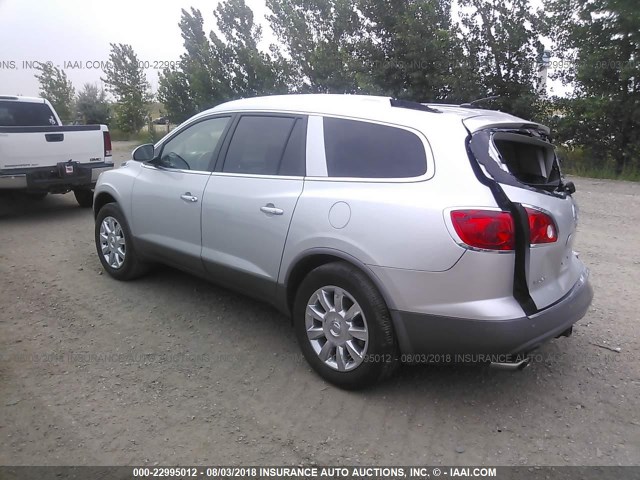 5GAKVBED9BJ337086 - 2011 BUICK ENCLAVE CXL SILVER photo 3