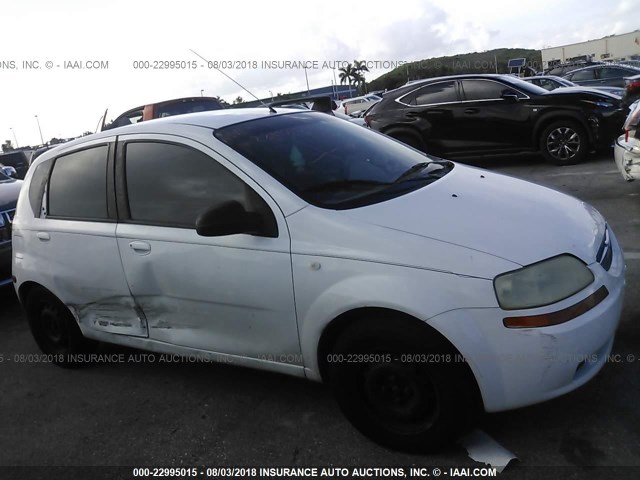 KL1TD62685B477039 - 2005 CHEVROLET AVEO LS WHITE photo 6