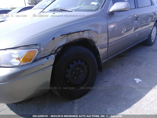 4T1BG22K0XU523998 - 1999 TOYOTA CAMRY CE/LE/XLE 灰色 照片 6