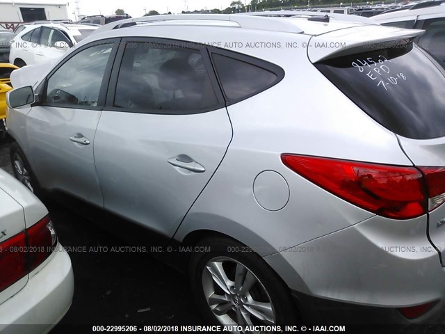 KM8JU3AC6BU125675 - 2011 HYUNDAI TUCSON GLS/LIMITED SILVER photo 3