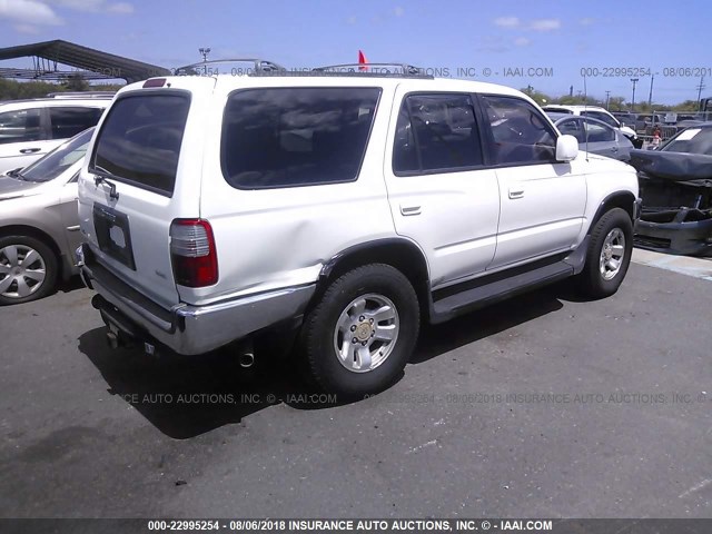 JT3GN86R5W0074208 - 1998 TOYOTA 4RUNNER SR5 WHITE photo 4