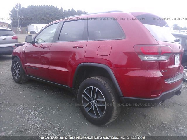 1C4RJFLG6HC946811 - 2017 JEEP GRAND CHEROKEE TRAILHAWK RED photo 3
