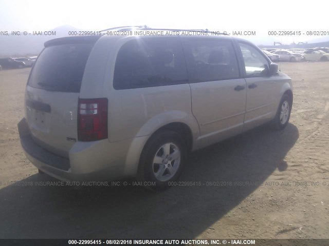 2D8HN44H08R686717 - 2008 DODGE GRAND CARAVAN SE GOLD photo 4