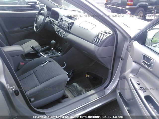 4T1BE32K25U066815 - 2005 TOYOTA CAMRY LE/XLE/SE Boz foto 5