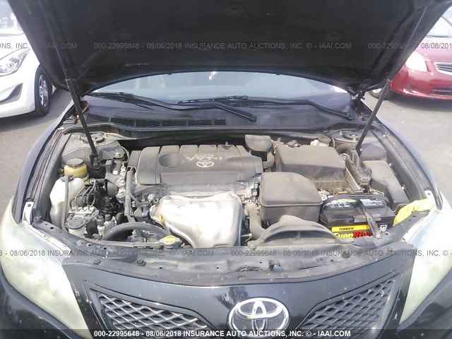 4T1BF3EK4AU050909 - 2010 TOYOTA CAMRY SE/LE/XLE შავი ფოტო 10