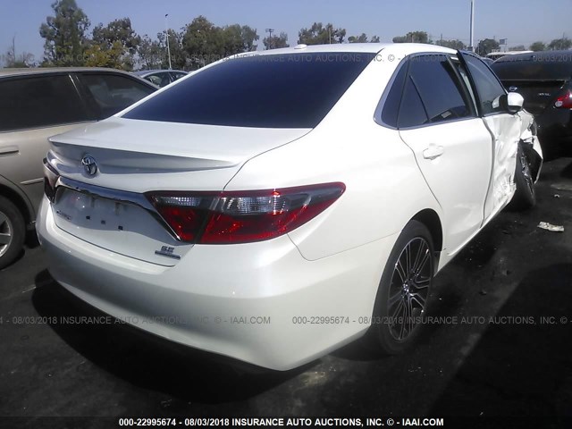 4T1BF1FK4GU507374 - 2016 TOYOTA CAMRY LE/XLE/SE/XSE WHITE photo 4
