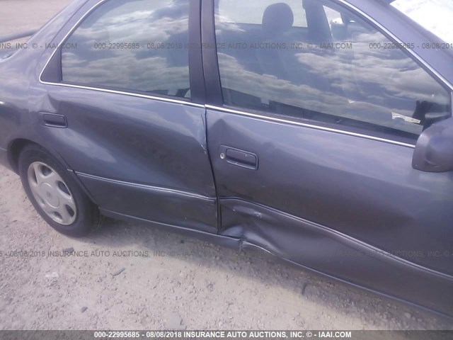 4T1BF22K6VU002526 - 1997 TOYOTA CAMRY CE/LE/XLE 绿色 照片 6