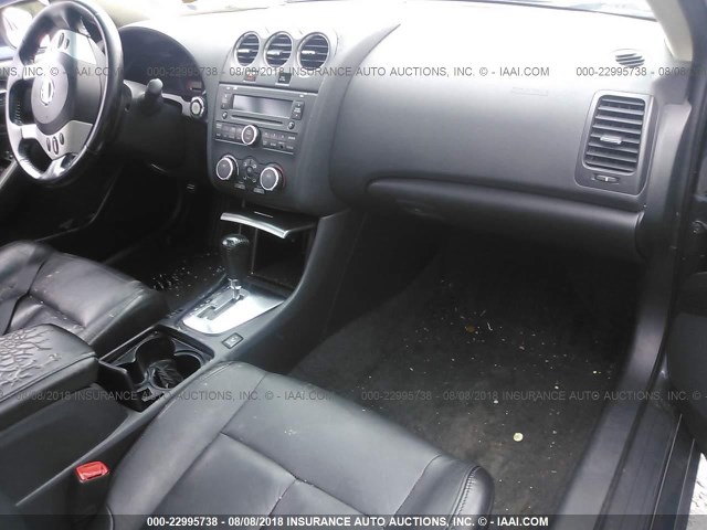 1N4AL21E09C133554 - 2009 NISSAN ALTIMA 2.5/2.5S ნაცრისფერი ფოტო 5