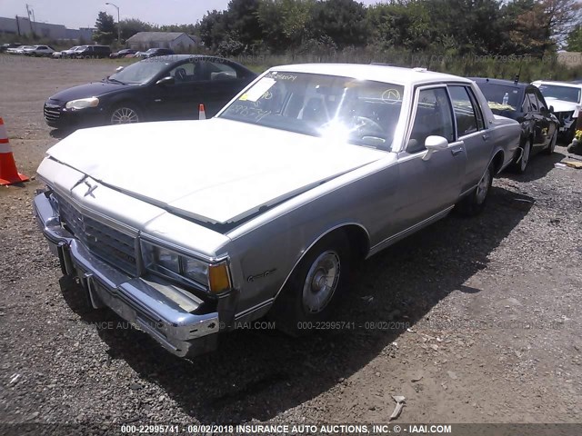 1G1AN69H8DX152390 - 1983 CHEVROLET CAPRICE CLASSIC WHITE photo 2