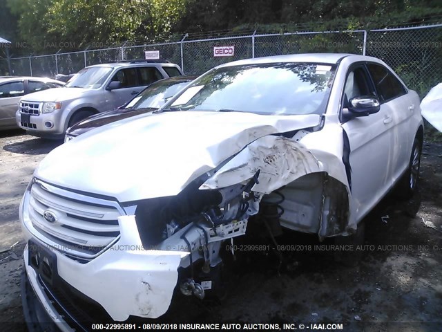 1FAHP2F80DG234620 - 2013 FORD TAURUS LIMITED WHITE photo 2