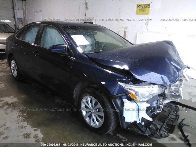 4T4BF1FK2FR461094 - 2015 TOYOTA CAMRY LE/XLE/SE/XSE Dark Blue photo 1