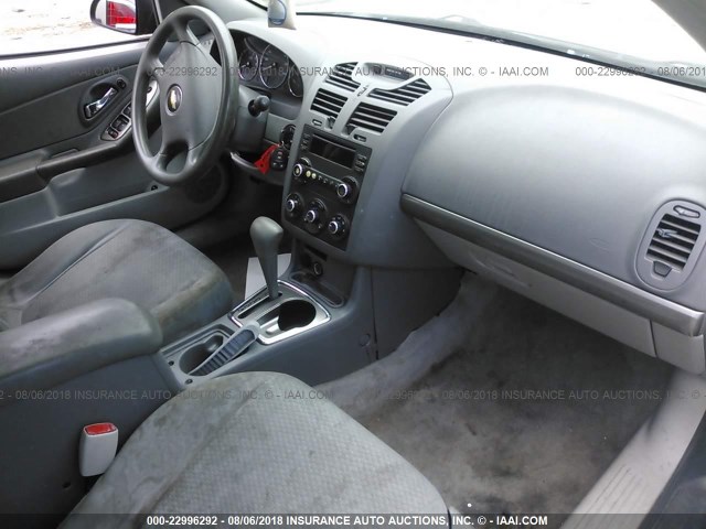 1G1ZS58F67F128475 - 2007 CHEVROLET MALIBU LS ნაცრისფერი ფოტო 5