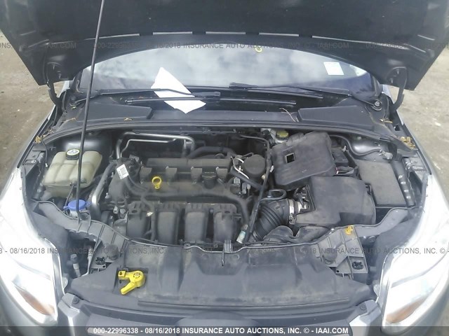 1FAHP3F2XCL156905 - 2012 FORD FOCUS SE 灰色 照片 10