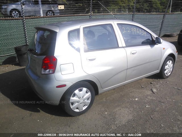 KL1TD62674B147388 - 2004 CHEVROLET AVEO SILVER photo 4