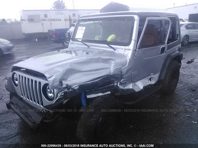 1J4FA39S52P763620 - 2002 JEEP WRANGLER / TJ X SILVER photo 2