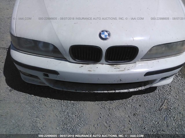 WBADM6349XGU00872 - 1999 BMW 528 I AUTOMATIC WHITE photo 6