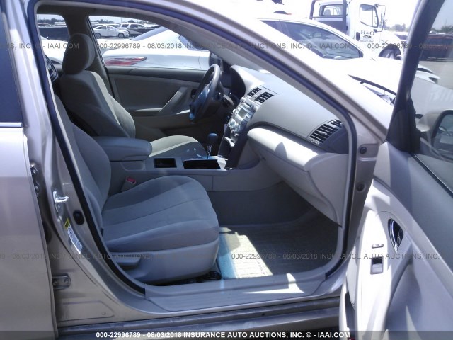 4T1BE46K48U787920 - 2008 TOYOTA CAMRY CE/LE/XLE/SE GOLD photo 5