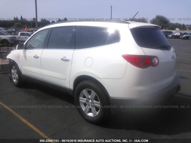 1GNKVJED6BJ106663 - 2011 CHEVROLET TRAVERSE LT WHITE photo 3