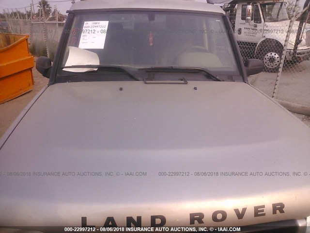 SALTW15432A765786 - 2002 LAND ROVER DISCOVERY II SE GOLD photo 6