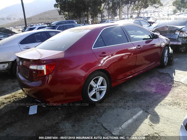 4T1BF1FK7DU641985 - 2013 TOYOTA CAMRY L/SE/LE/XLE 红色 照片 4