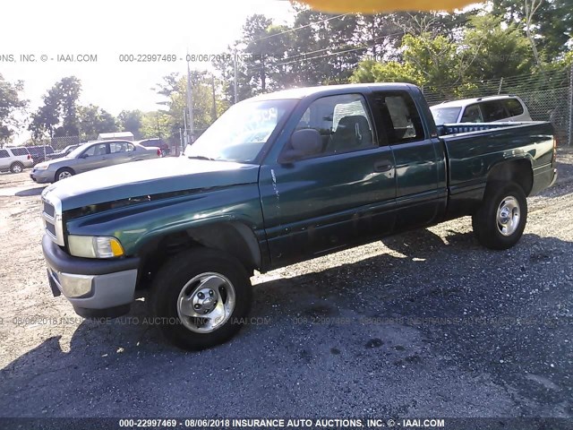 3B7HF13Y3WG183908 - 1998 DODGE RAM 1500 GREEN photo 2