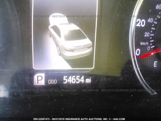 4T1BF1FK6GU132877 - 2016 TOYOTA CAMRY LE/XLE/SE/XSE WHITE photo 7