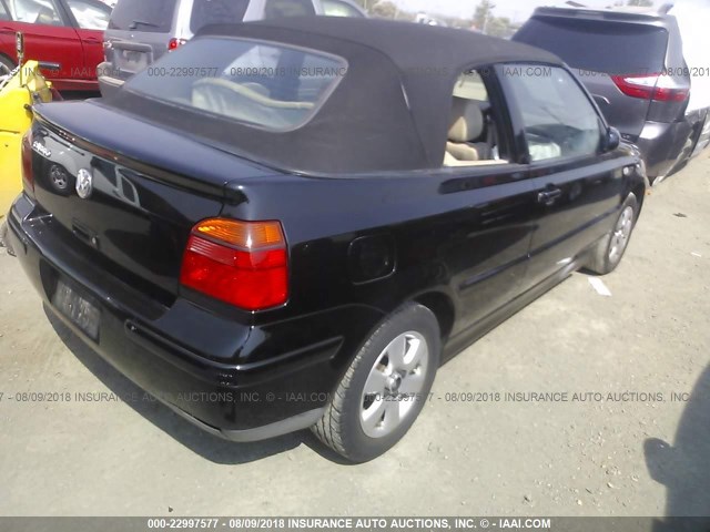 3VWDC21V61M808802 - 2001 VOLKSWAGEN CABRIO GLX 黑色 照片 4