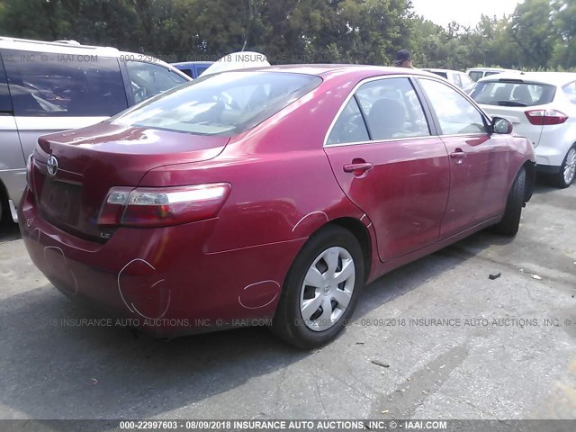 4T1BE46K17U101959 - 2007 TOYOTA CAMRY NEW GENERAT CE/LE/XLE/SE RED photo 4