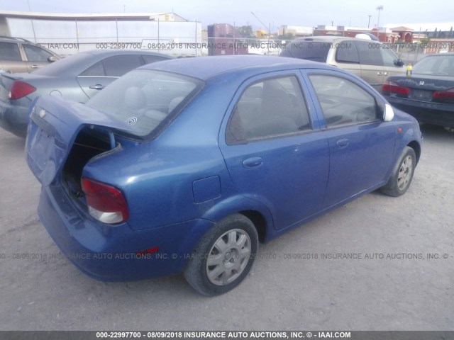 KL1TJ52664B151998 - 2004 CHEVROLET AVEO LS BLUE photo 4